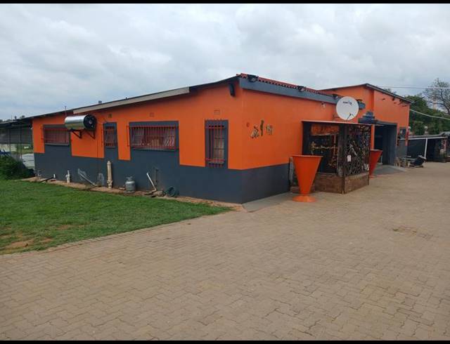 FARM FOR SALE IN WATERVAL AH